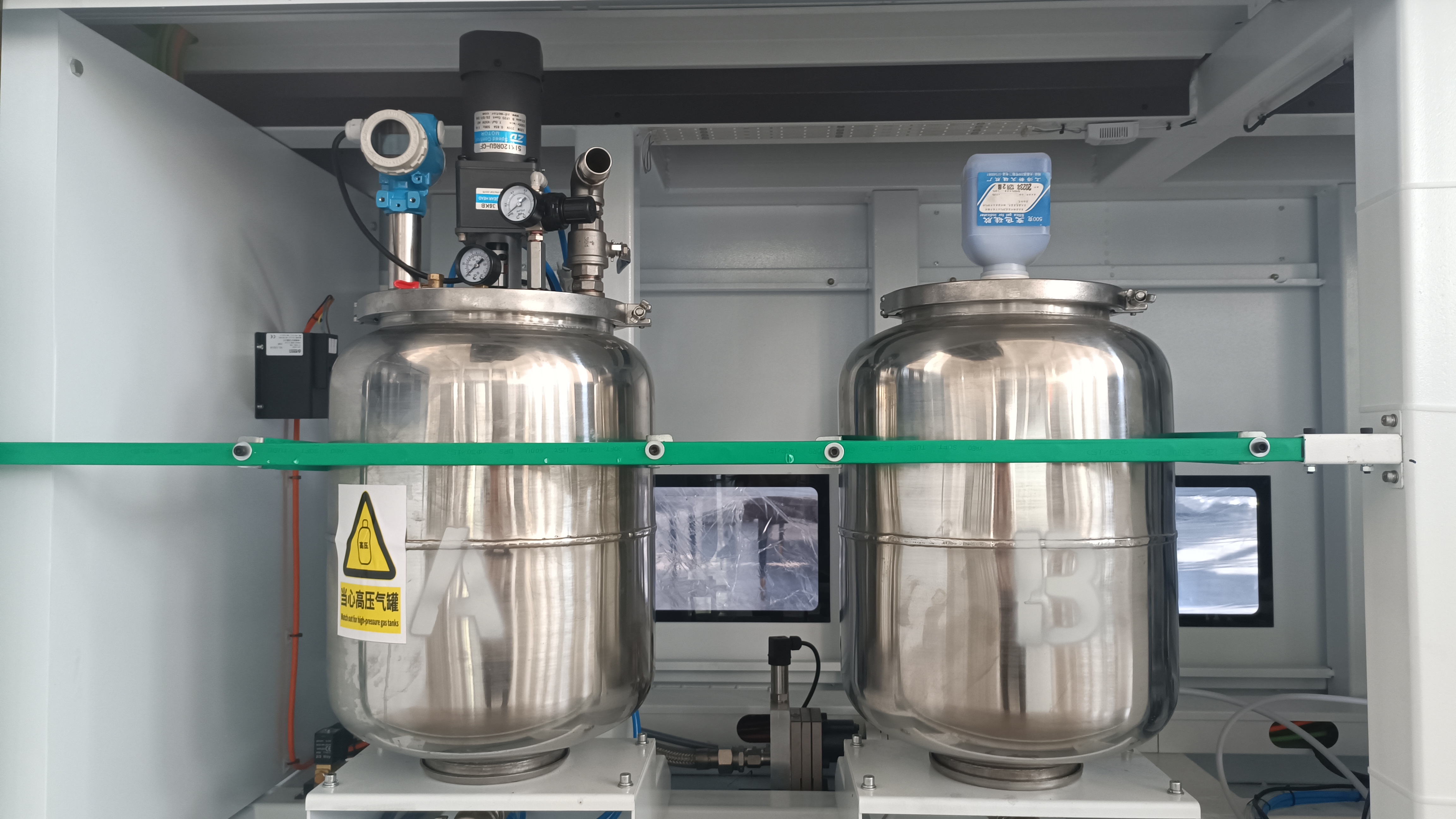 Máquina de dispensación de sellado CNC constante integrada