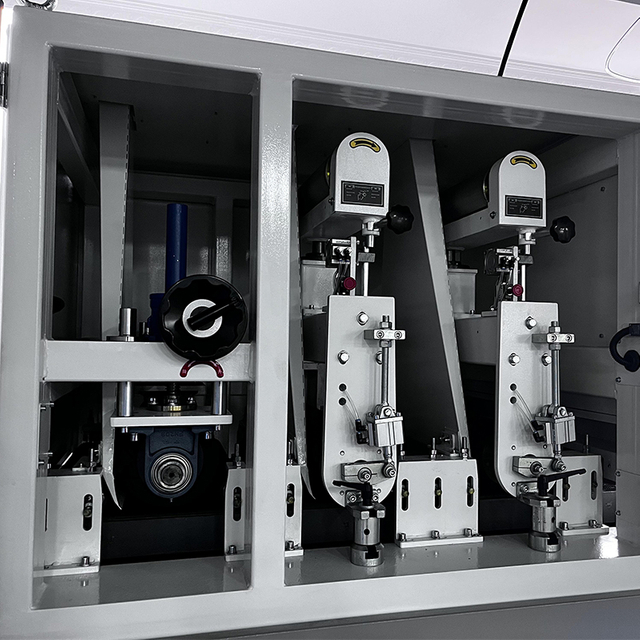 600SSP Máquina de desbordamiento de cepillado de la superficie de metal